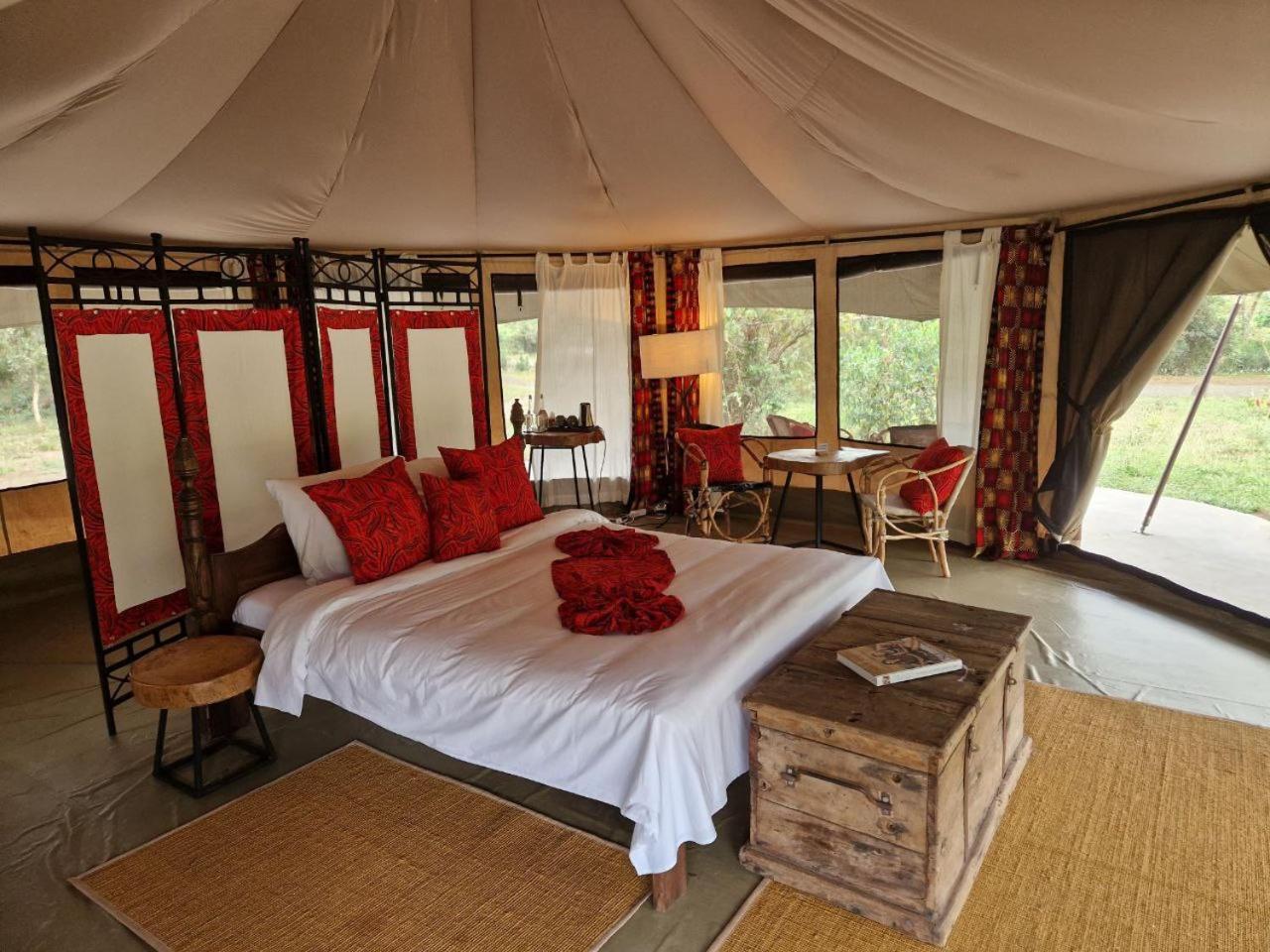 Dolly Farm & River Camp, Luxury Tents Usa River Extérieur photo