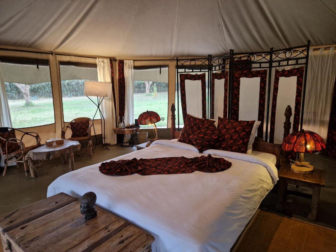 Dolly Farm & River Camp, Luxury Tents Usa River Extérieur photo